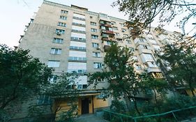 Квартира 1 комнатная на Русановке газ и низкий этаж